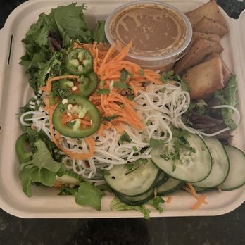 The Corner Beet - Thai Peanut Salad - Juice Bars & Smoothies Near Me - Denver, Colorado
