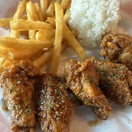 Garlic Soy Wings lunch special. Garlic Soy Wings lunch special.