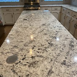 Maranatha Granite and Floors - Island I'm the kitchen