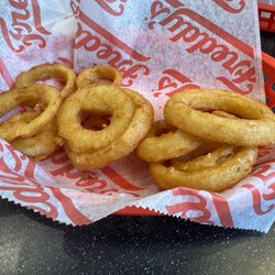 Freddy's Frozen Custard & Steakburgers - Onion Rings