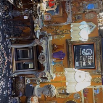 Retropolitan - Used, Vintage & Consignment Near Me - Portland, Oregon