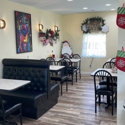 The Lucky 7 Cafe