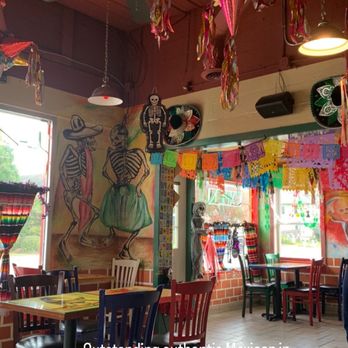 La Cosina Mexicana - La Cosina dining room - Mexican Near Me - Queensbury, New York