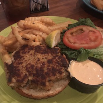 Conch Cafe - Crab cake sandwich w/fries - Seafood Near Me - Garden City, South Carolina Conch Cafe - Crab cake sandwich w/fries - Seafood Near Me - Garden City, South Carolina