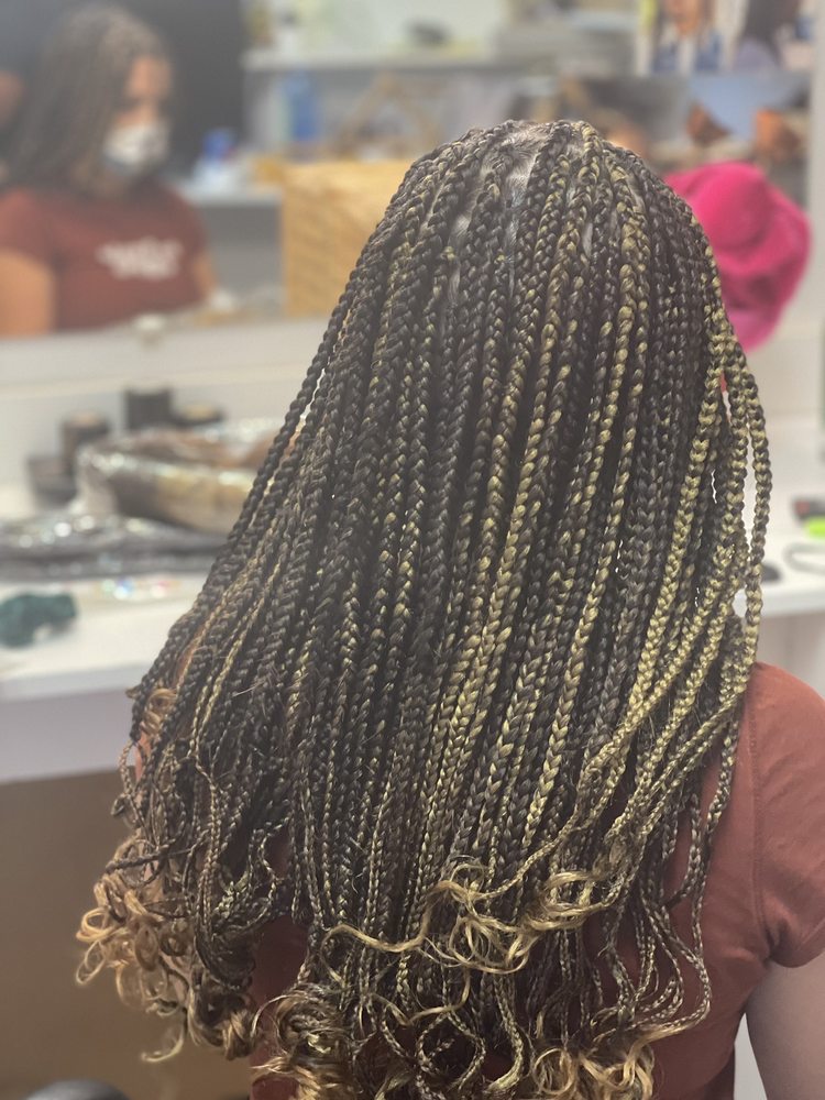 SUMMER BRAIDS Updated September 2024 93 Photos 94889 Waipahu St