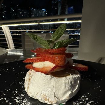 La Mar by Gastón Acurio - Pavlova - Cocktail Bars Near Me - Miami, Florida La Mar by Gastón Acurio - Pavlova - Cocktail Bars Near Me - Miami, Florida