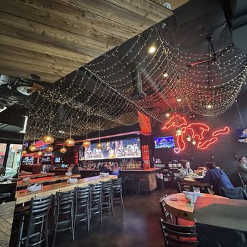 Happy Camper - Decor - Pizza Near Me - Chicago, Illinois