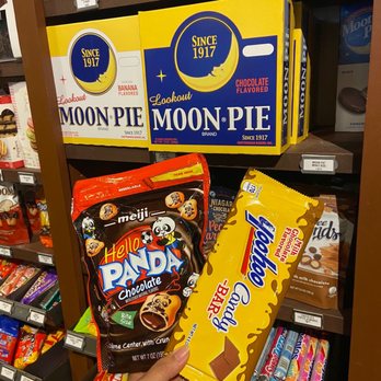 Cracker Barrel Old Country Store - Snacks - Breakfast & Brunch Near Me - Daytona Beach, Florida