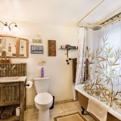Julian Cabins - This is our Time Traveler Retreat Vacation Rentals for up to 4 persons