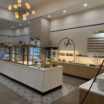 Tous Les Jours - Bakeries Near Me - Sterling, Virginia