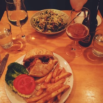 Thirteen Steps - Burger and Duck - Coffee & Tea Near Me - Bright, VIC