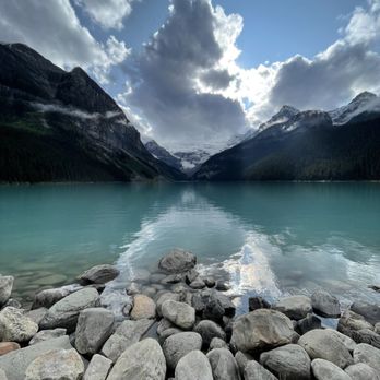 Lake Louise - Lake Louise - Lakes Near Me - Lake Louise, Alberta Lake Louise - Lake Louise - Lakes Near Me - Lake Louise, Alberta