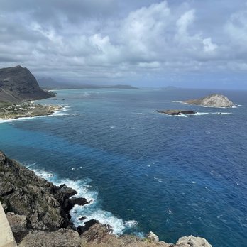 Makapu'u Point Lighthouse Trail - Makapu'u Point Lighthouse Trail - Hiking Near Me - Honolulu, Hawaii Makapu'u Point Lighthouse Trail - Makapu'u Point Lighthouse Trail - Hiking Near Me - Honolulu, Hawaii