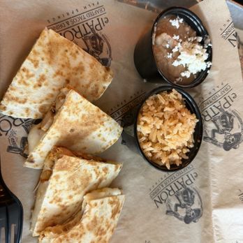 El Patron - Mini quesadilla - Tacos Near Me - Palm Springs, California El Patron - Mini quesadilla - Tacos Near Me - Palm Springs, California