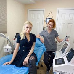 Beauty World Technology - Lip contouring and ultherapy