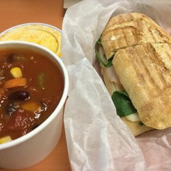 Café Twigs - Vegetable Chili and TJ sandwich