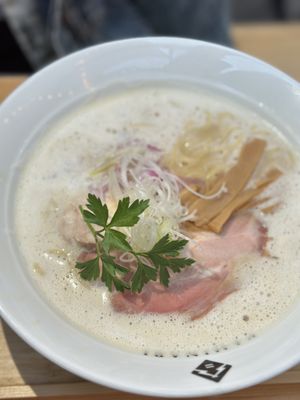 Kaminari Ramen Bar by null