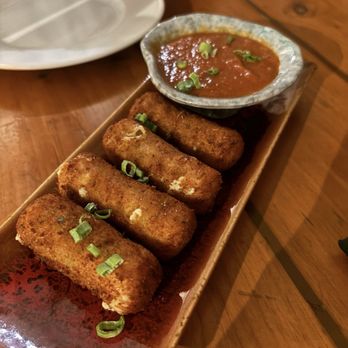 The Docks Restaurant + Raw Bar - Shrimp, lobster, mozzarella sticks - Seafood Near Me - Key West, Florida