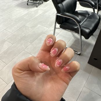 Red Polish - Nail Salons Near Me - Los Angeles, California Red Polish - Nail Salons Near Me - Los Angeles, California