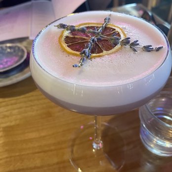 Lucky Robot Restaurant - Bees knees - Sushi Bars Near Me - Austin, Texas Lucky Robot Restaurant - Bees knees - Sushi Bars Near Me - Austin, Texas