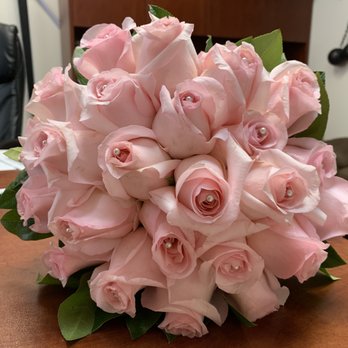 Island Leis & Bouquets - This bouquet was made in under 20 minutes... 40 minutes before the ceremony! Amazing work. - Florists Near Me - Carson, California Island Leis & Bouquets - This bouquet was made in under 20 minutes... 40 minutes before the ceremony! Amazing work. - Florists Near Me - Carson, California