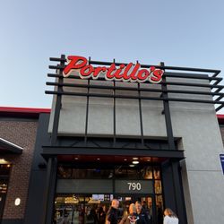 Portillo's - Kennesaw - Outside