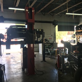 Palm Beach Pit Crew - Clean shop - Auto Repair Near Me - Royal Palm Beach, Florida Palm Beach Pit Crew - Clean shop - Auto Repair Near Me - Royal Palm Beach, Florida