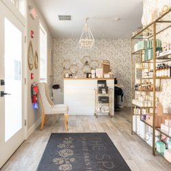 The Spa At Briar Barn Inn - Entryway and Retail Shelf at The Spa at Briar Barn Inn