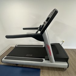 Atlantic Fitness Brokers - Life Fitness Treadmill Installed