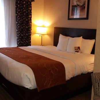 Comfort Suites Wilson - I - 95 - King Bed - Hotels Near Me - Wilson, North Carolina Comfort Suites Wilson - I - 95 - King Bed - Hotels Near Me - Wilson, North Carolina