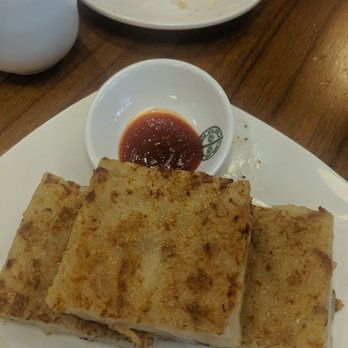 Tim Ho Wan - Turnip cake - Dim Sum Near Me - Honolulu, Hawaii Tim Ho Wan - Turnip cake - Dim Sum Near Me - Honolulu, Hawaii