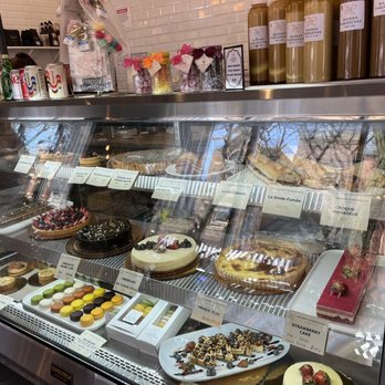 Maison Parisienne - Cafes Near Me - Chicago, Illinois Maison Parisienne - Cafes Near Me - Chicago, Illinois