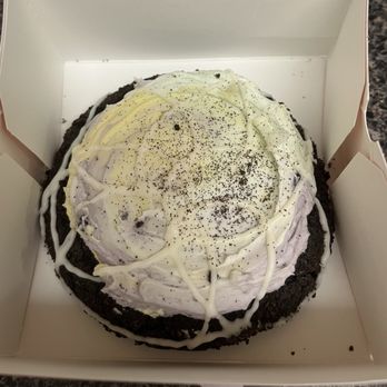 Crumbl - Legacy Drive - Bakeries Near Me - Plano, Texas