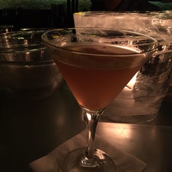 Cinco Lounge - Charlie Brown, cross-over between Sidecar and Daiquiri. Inspired! - Cocktail Bars Near Me - Lisbon, 11