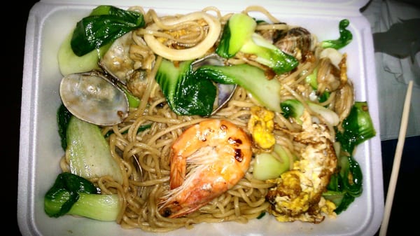 Wong Wong Noodle Soup by null
