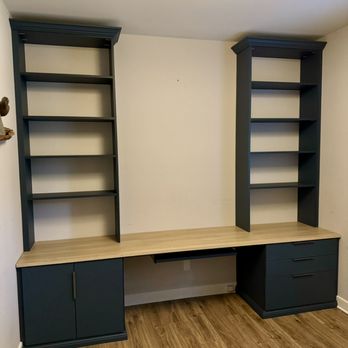 Closet Creators - Customer desk - Home Organization Near Me - Midlothian, Virginia Closet Creators - Customer desk - Home Organization Near Me - Midlothian, Virginia