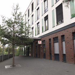 Helios Mariahilf Klinik - Haupteingang