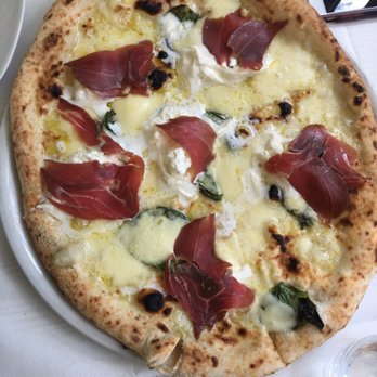 Mimí - Prosciutto, burrata and mozerella - Napoletana Near Me - Ravello, SA