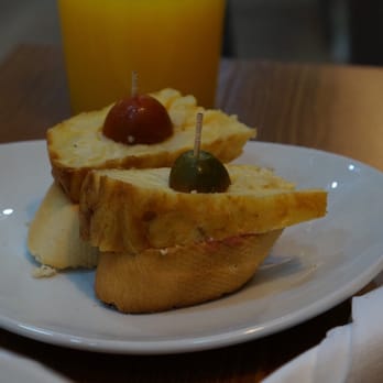 Panaria - Spanish omelette pinxtos - Bakeries Near Me - València, V Panaria - Spanish omelette pinxtos - Bakeries Near Me - València, V