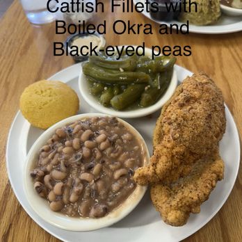 Four Way Restaurant - Catfish Fillets plate - Soul Food Near Me - Memphis, Tennessee