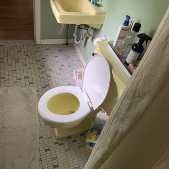 Mosaic Tile Company - Old toilet, no vanity - Kitchen & Bath Near Me - Fairfax, Virginia