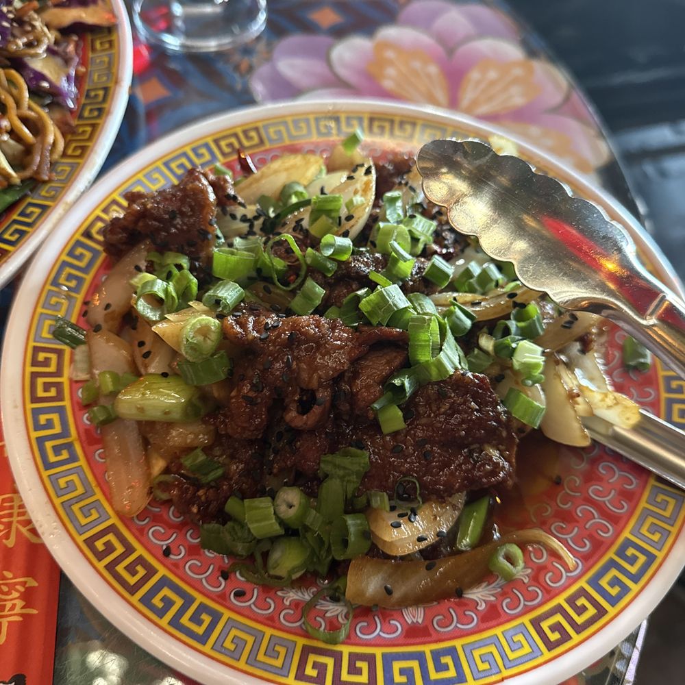 Fortunate Son - Scallion Stir-Fried Beef (Ribeye stir-fried with ginger, garlic, scallions, and dried chili in a savory-sweet soy & shaoxing wine glaze) - Chinese Near Me - San Diego, California Fortunate Son - Scallion Stir-Fried Beef (Ribeye stir-fried with ginger, garlic, scallions, and dried chili in a savory-sweet soy & shaoxing wine glaze) - Chinese Near Me - San Diego, California