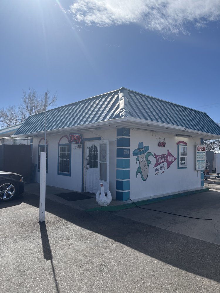 DIANAS TAMALES BURRITOS AND MORE Updated September 2024 701 W