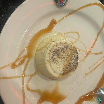 Nuova Italia Restaurant - Italian Near Me - Addison, Illinois