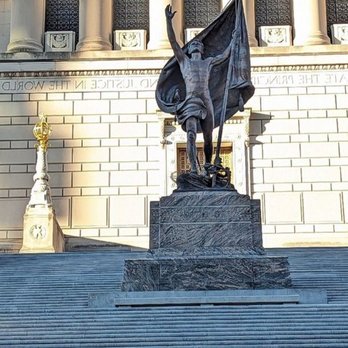 Indiana War Memorial - Landmarks & Historical Buildings Near Me - Indianapolis, Indiana Indiana War Memorial - Landmarks & Historical Buildings Near Me - Indianapolis, Indiana