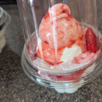 Dairy Queen Grill & Chill - Strawberry Sundae - Fast Food Near Me - Renton, Washington Dairy Queen Grill & Chill - Strawberry Sundae - Fast Food Near Me - Renton, Washington