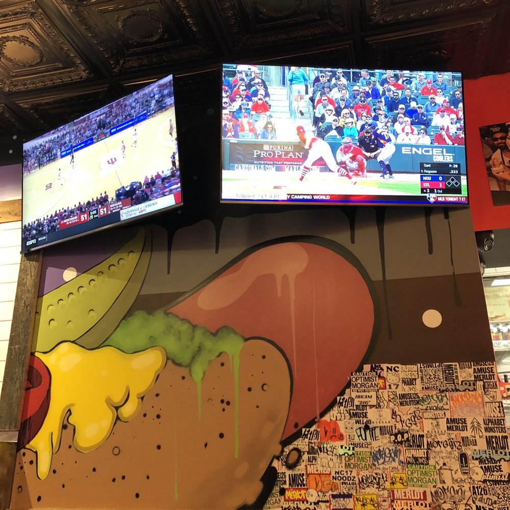 Devil Dawgs - Lakeview - Flat screens - Hot Dogs Near Me - Chicago, Illinois