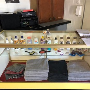 d tails self serve dog wash - Pet Groomers Near Me - Spring Valley, Illinois d tails self serve dog wash - Pet Groomers Near Me - Spring Valley, Illinois