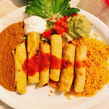 Chuy's - Tex-Mex Near Me - Austin, Texas