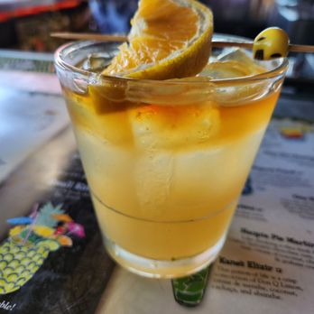 Bar Tiki CWB - Mai tai - Tiki Bars Near Me - Clearwater, Florida